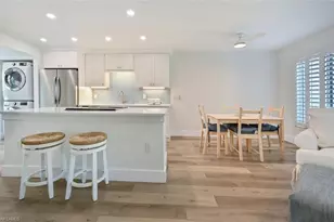 250 7th Ave S, Naples, FL 34102 - Photo 7