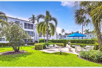 250 7th Ave S #202, Naples, FL 34102 - Photo 23