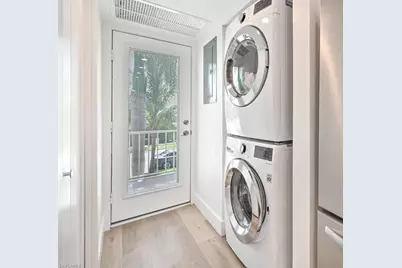 250 7th Ave S #202, Naples, FL 34102 - Photo 11