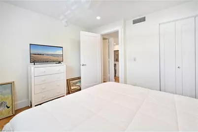 250 7th Ave S #301, Naples, FL 34102 - Photo 13