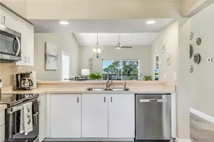 7360 Glenmoor Ln, Naples, FL 34104 - Photo 5