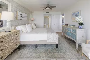 6849 Grenadier Blvd, Naples, FL 34108 - Photo 21