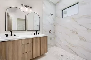 630 Loleta Ct, Lehigh Acres, FL 33972 - Photo 3