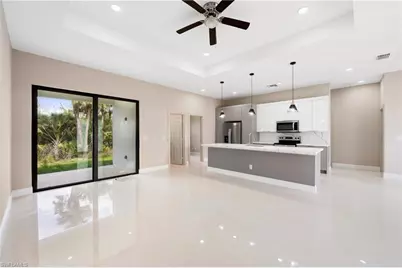 630 Loleta Ct, Lehigh Acres, FL 33972 - Photo 9