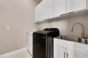 630 Loleta Ct, Lehigh Acres, FL 33972 - Photo 5