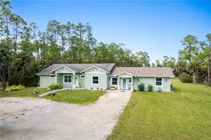 271 12th Ave NE, Naples, FL 34120 - Photo 5