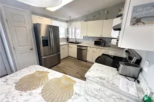 17511 Bryan Ct, Fort Myers Beach, FL 33931 - Photo 7