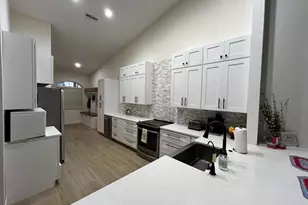 6605 Castlelawn Pl, Naples, FL 34113 - Photo 5