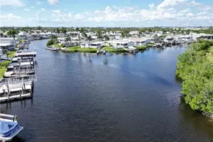 17741 Canal Cove Ct, Fort Myers Beach, FL 33931 - Photo 7