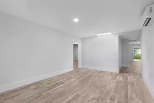 3240 Collee Ct, Naples, FL 34112 - Photo 5