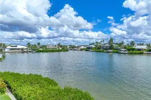 330 Kon Tiki Dr, Naples, FL 34113 - Photo 25