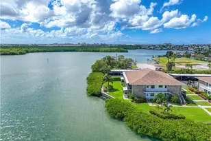 330 Kon Tiki Dr, Naples, FL 34113 - Photo 3