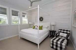 1165 4th St S, Naples, FL 34102 - Photo 15