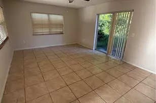 5820 Algiers St, Fort Myers, FL 33919 - Photo 3