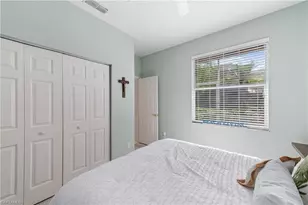 800 Carrick Bend Cir, Naples, FL 34110 - Photo 7