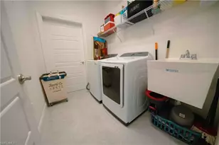 4264 8th Ave NE, Naples, FL 34120 - Photo 15