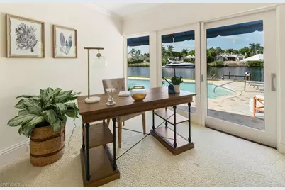 1060 Galleon Dr, Naples, FL 34102 - Photo 17