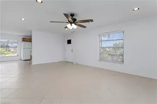 180 Cypress Way E, Naples, FL 34110 - Photo 7