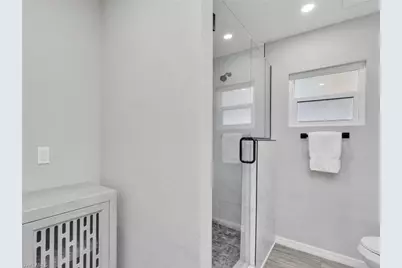 195 Hibiscus Dr, Fort Myers Beach, FL 33931 - Photo 17