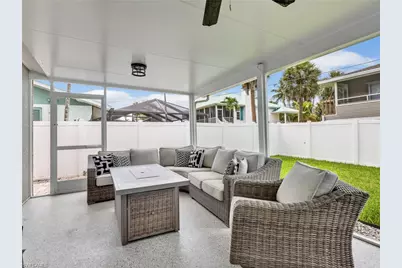 195 Hibiscus Dr, Fort Myers Beach, FL 33931 - Photo 25