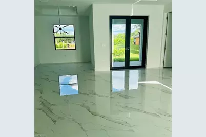 733 Knox Ave S, Lehigh Acres, FL 33974 - Photo 7