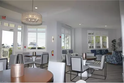 891 10th St S, Naples, FL 34102 - Photo 5