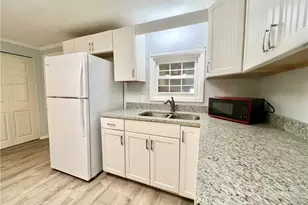 13 Cannes Dr, Naples, FL 34112 - Photo 9