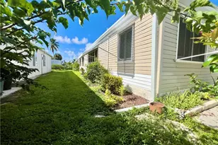 13 Cannes Dr, Naples, FL 34112 - Photo 39