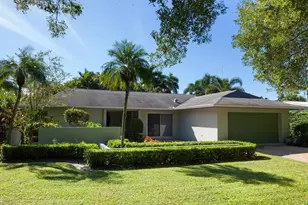 150 1st Ave N, Naples, FL 34102 - Photo 3