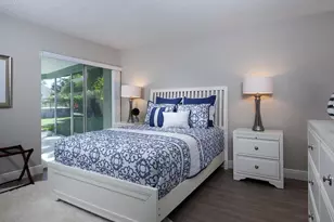 150 1st Ave N, Naples, FL 34102 - Photo 9