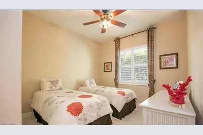 13644 Manchester Ln, Naples, FL 34109 - Photo 9