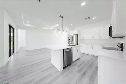 821 Newell St E, Lehigh Acres, FL 33974 - Photo 11