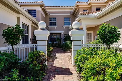 3940 Deer Crossing Ct #4-203, Naples, FL 34114 - Photo 5