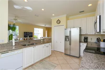 8981 Palmas Grandes Blvd #102, Bonita Springs, FL 34135 - Photo 11