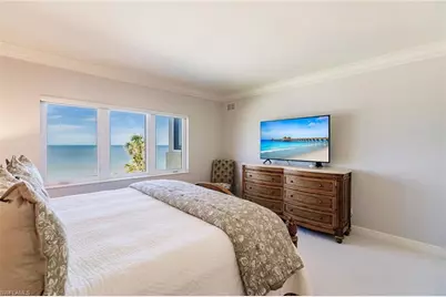 2885 Gulf Shore Blvd N #302, Naples, FL 34103 - Photo 21