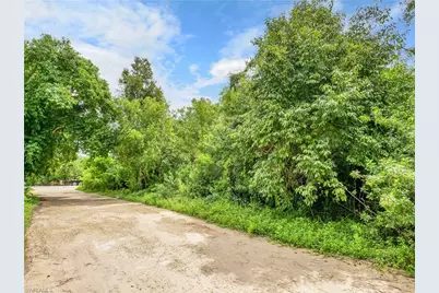 20190 Trailside Dr, Estero, FL 33928 - Photo 13