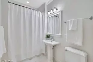 2185 Hawksridge Dr, Naples, FL 34105 - Photo 23