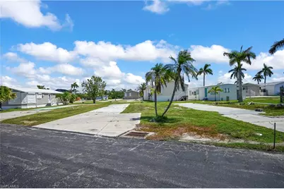 128 Cortez Way, Fort Myers Beach, FL 33931 - Photo 3