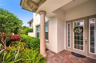 7813 Hawthorne Dr, Naples, FL 34113 - Photo 35