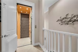 7813 Hawthorne Dr, Naples, FL 34113 - Photo 31