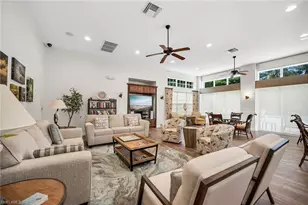 7813 Hawthorne Dr, Naples, FL 34113 - Photo 45