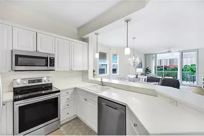 400 Flagship Dr #401, Naples, FL 34108 - Photo 13