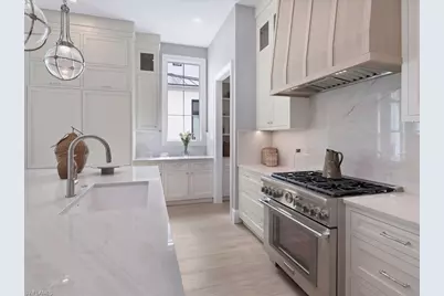 1179 Broad Ave N, Naples, FL 34102 - Photo 19