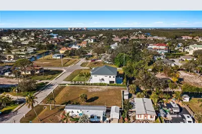 4460 Tarpon Ave, Bonita Springs, FL 34134 - Photo 7