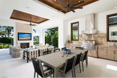 625 21st Ave S, Naples, FL 34102 - Photo 37