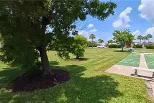 13211 Whitehaven Ln, Fort Myers, FL 33966 - Photo 15