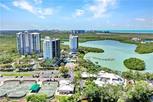 430 Cove Tower Dr, Naples, FL 34110 - Photo 23