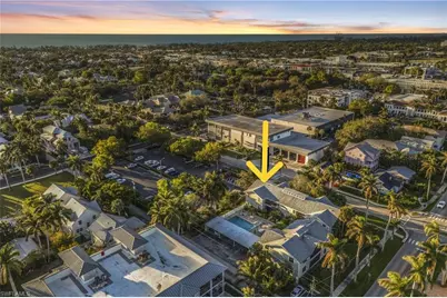 880 8th Ave S #202, Naples, FL 34102 - Photo 7