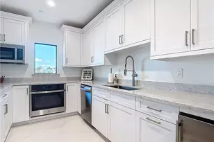 3430 Gulf Shore Blvd N, Naples, FL 34103 - Photo 7