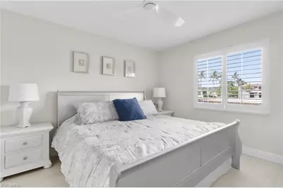 10686 Gulf Shore Dr #A105, Naples, FL 34108 - Photo 7